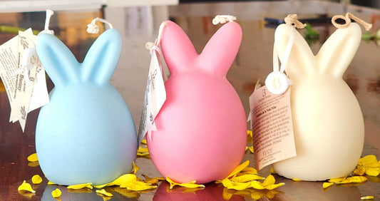 Conejos de pascua con dos orejas